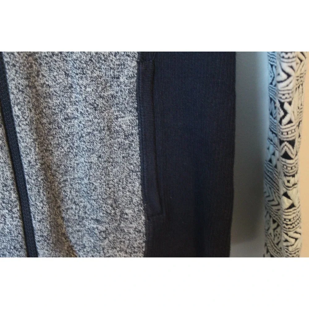 Title Nine Aztec Sleeve Thick Knit Full Zip Sweater Jacket Size Medium H14509 - Picture 8 of 12